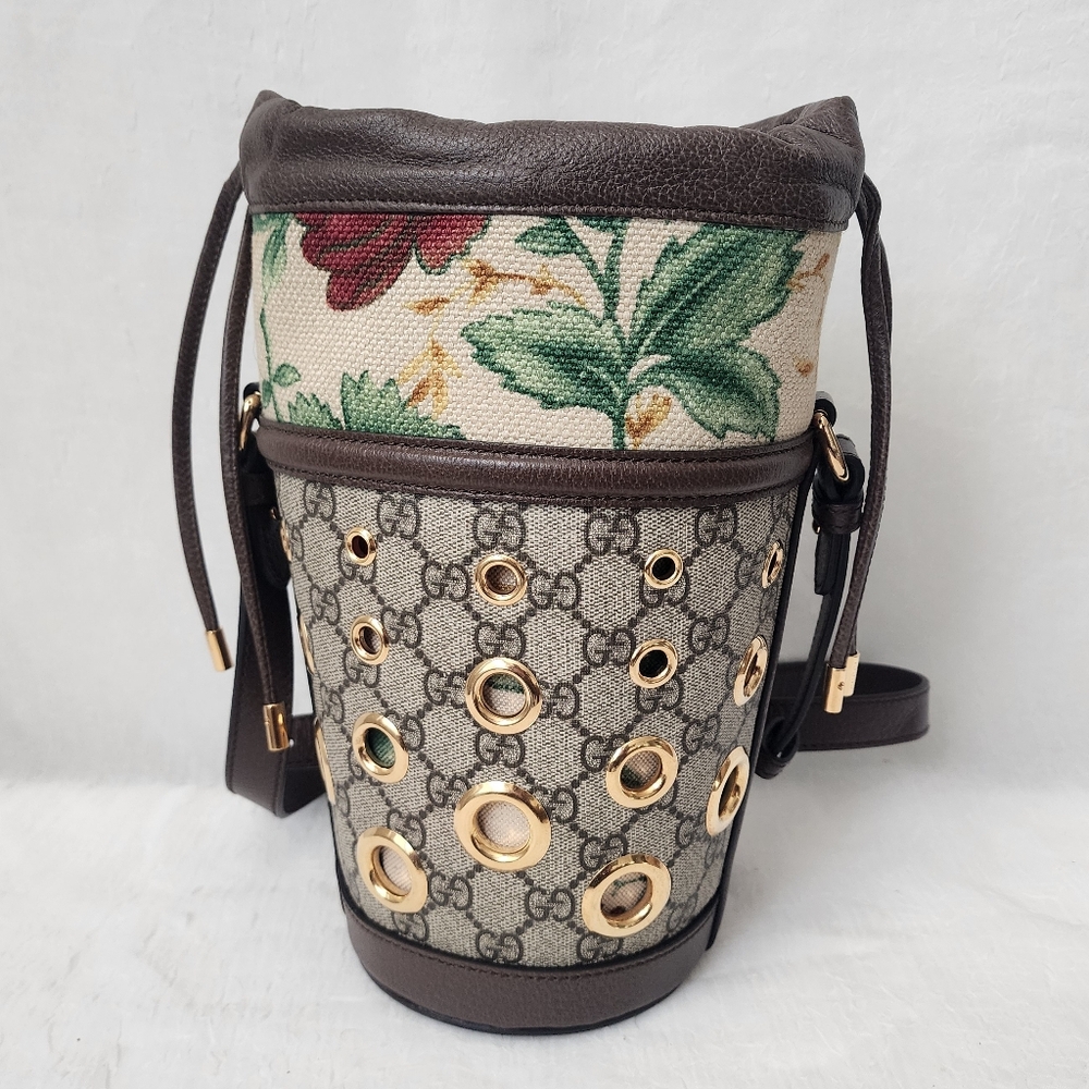Auth RARE Gucci GG Floral Canvas Leather Bucket Crossbody Bag